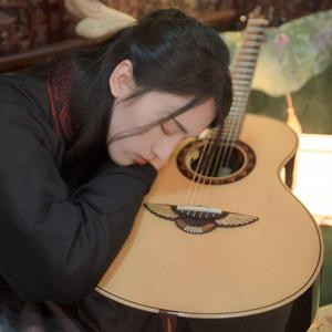 俄罗斯毛茸茸自慰
